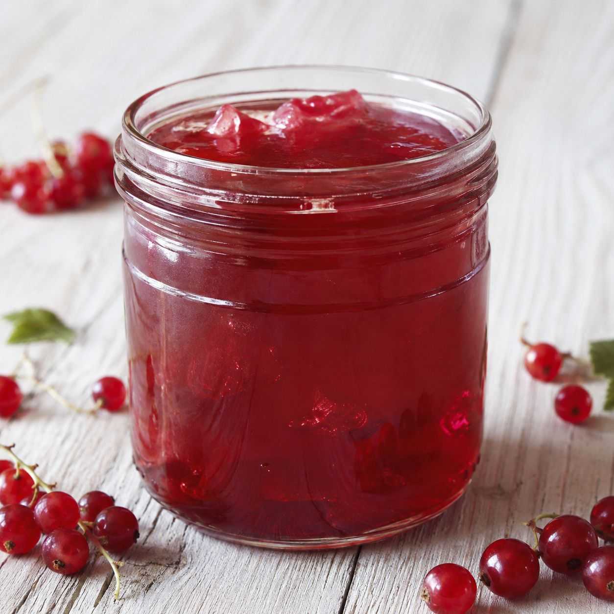Желе из красной смородины