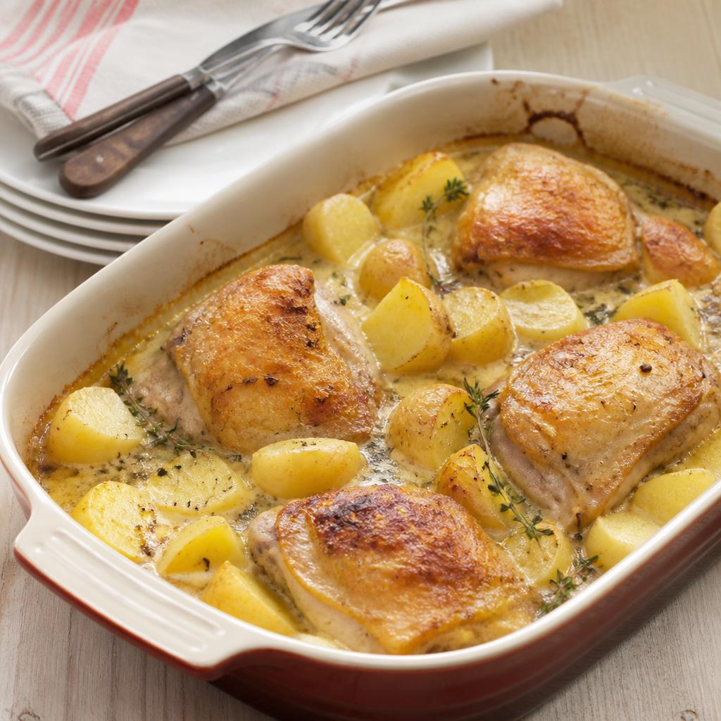 Курица с картошкой в сметане